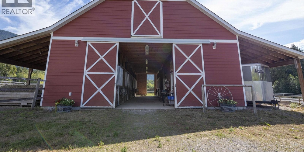 1920 LAUREL STREET Terrace Photo 37 1920 LAUREL STREET Terrace Photo 37